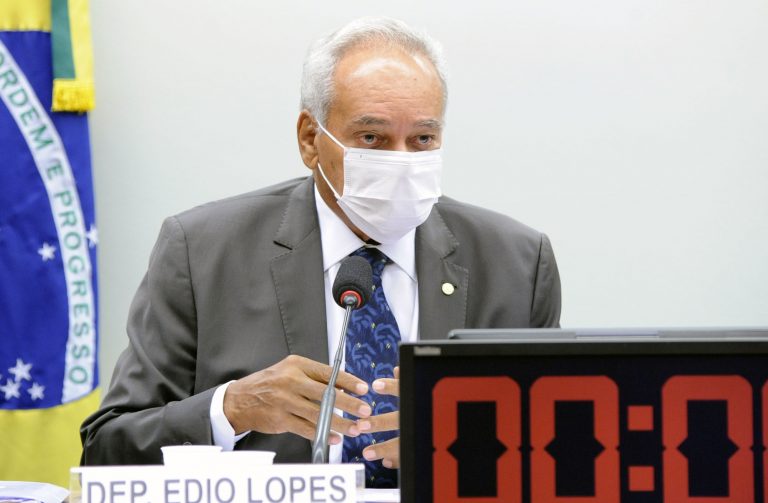 Edio Lopes negou que o texto incentivará a migração para o mercado livre