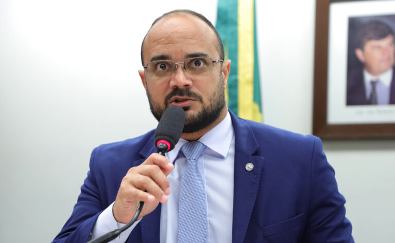Bruno Spada/Câmara dos Deputados O deputado Capitão Alden, autor da proposta